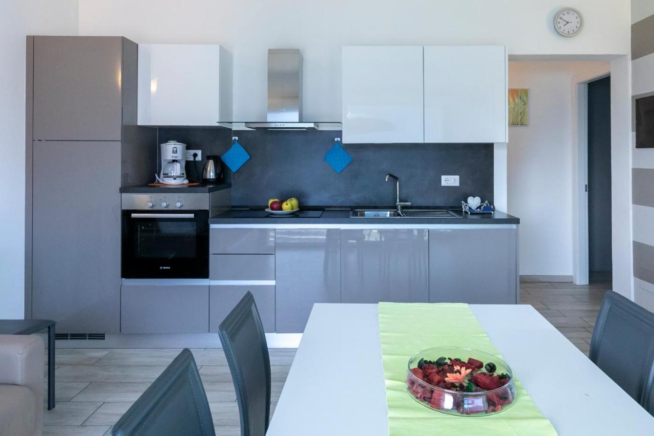 La Collinetta Apartments Vercana Kültér fotó